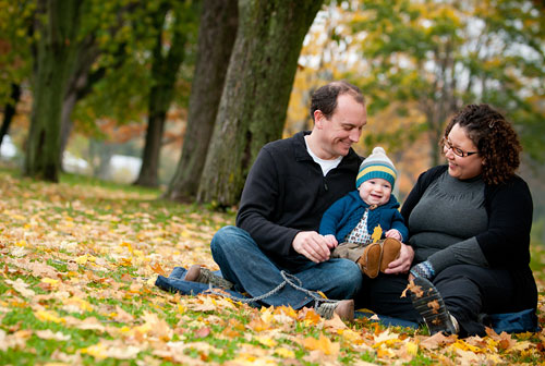 fall_family_portrait_toronto_gabe_05