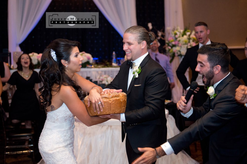 Destiny Banquet Hall Vaughn Wedding Photography Bread Dance
