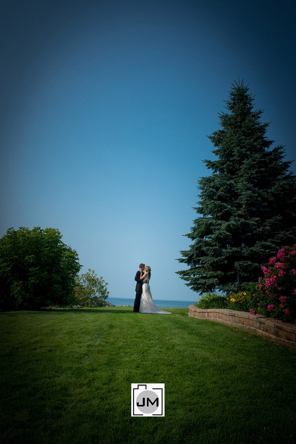 Edgewater Manor Restaurant Wedding