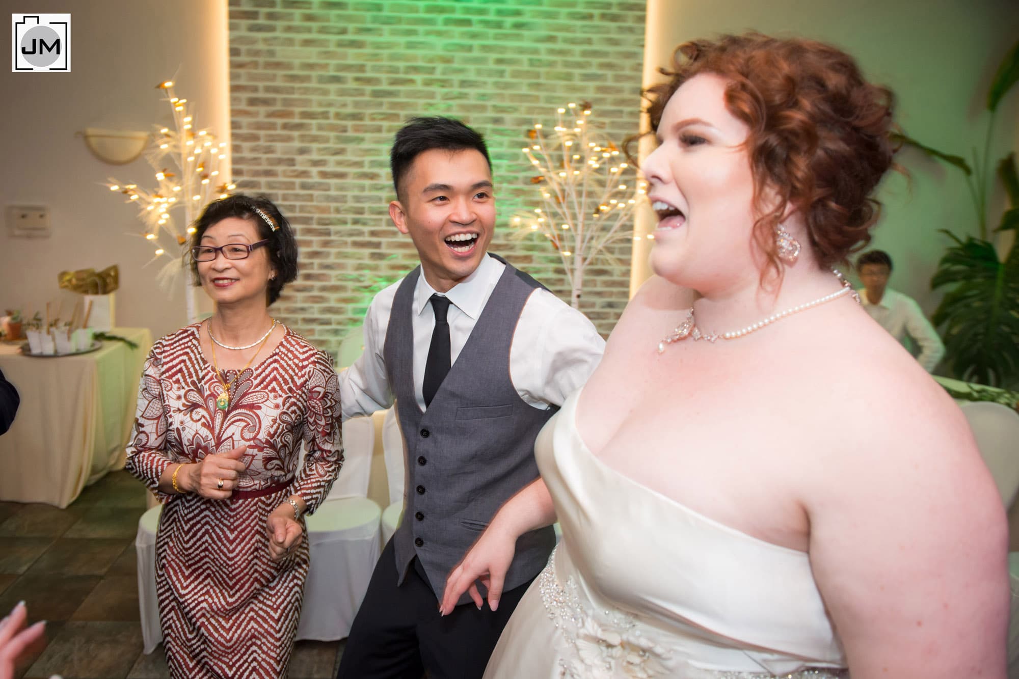 Cambridge_Butterfly_Conservatory_Wedding_030